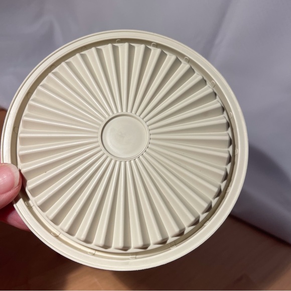 Tupperware Condiment Bowl & Caddy Almond Vintage - Picture 14 of 14
